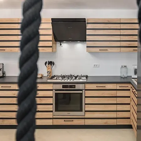 “la Nostra Casa“ In Karnevali Žminj